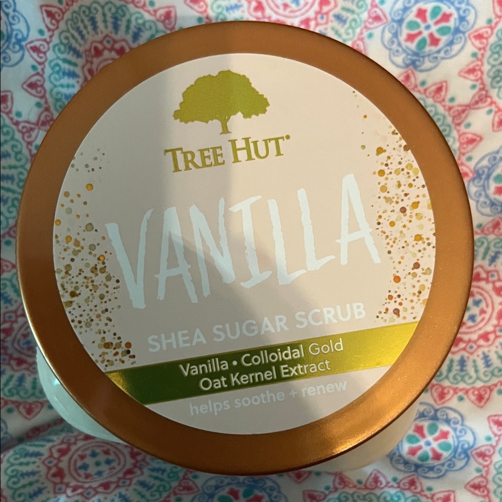 True Hut Vanilla Shea Sugar Scrub - Cream - Picture 3 of 3
